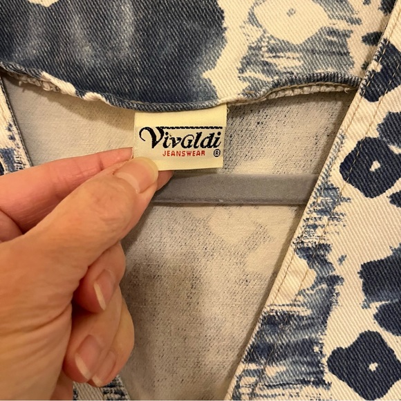 Vivaldi vintage Blue Floral Denim Vest - Picture 2 of 6